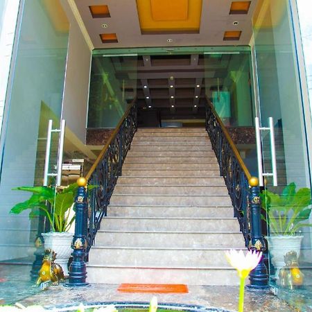 Eden Roc Hotel Хошимин Экстерьер фото