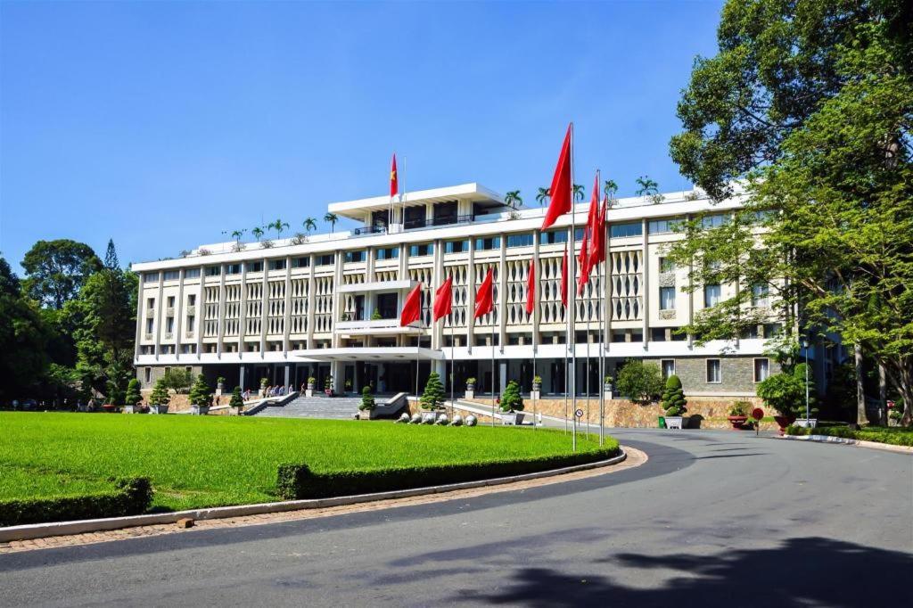 Eden Roc Hotel Хошимин Экстерьер фото
